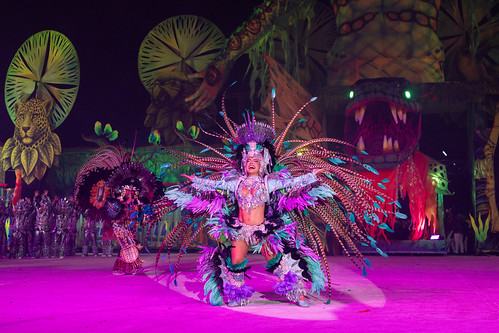 Festival de Cirandas de Manacapuru: Flor Matizada celebra o ‘futuro ancestral’ em apresentação marcada por homenagem